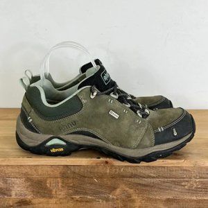 Ahnu Montara 11 waterproof hiking athletic shoes green women’s size 9